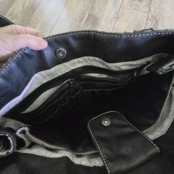 Kenneth Cole Reaction Black and Gray Tote Bag - Picture 9 of 12